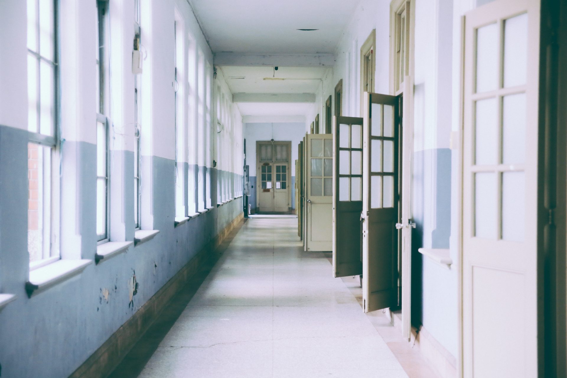 building-ceiling-classroom-373488