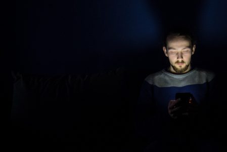 Stop Looking at Your Phone When You Can’t Sleep (And What to Do Instead)